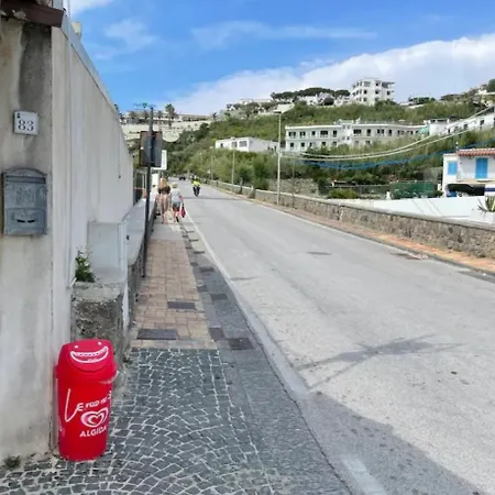 Apartment A Due Passi Dal Mare, Forio Ischia